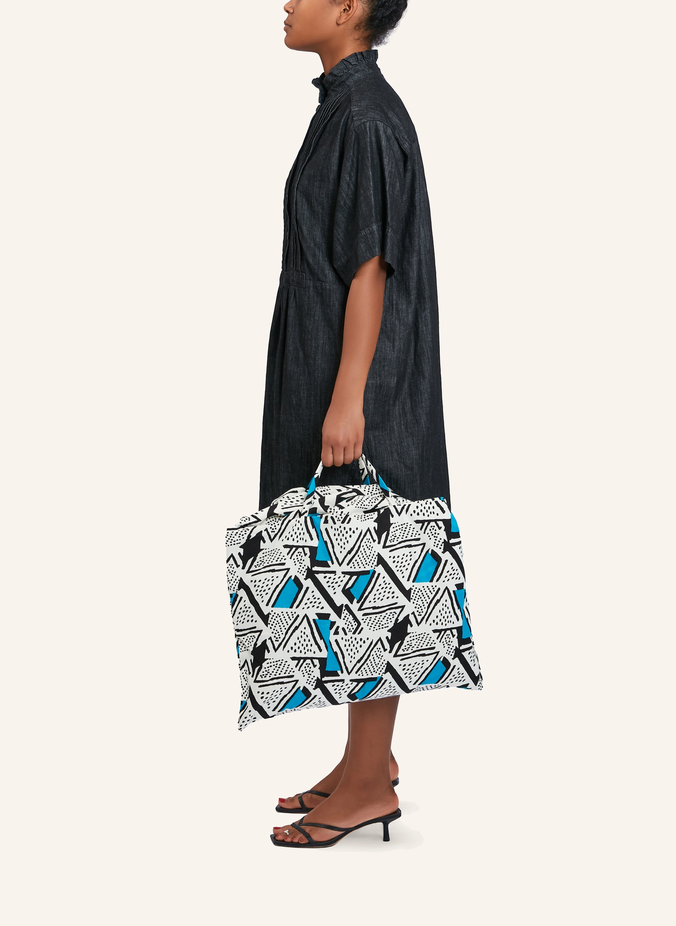 SUSU ACCRA Shopper KAJAU2