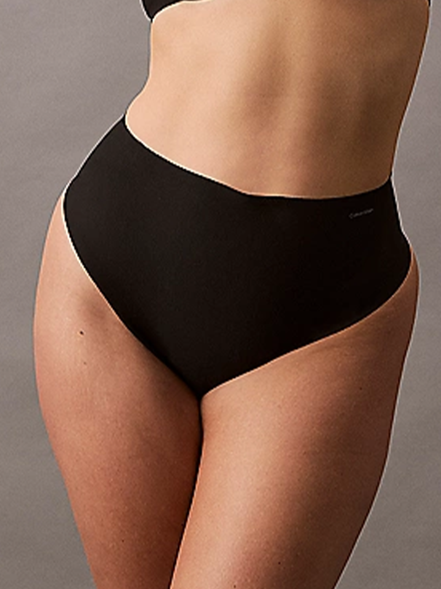 Sculpted Firm Mesh Thong