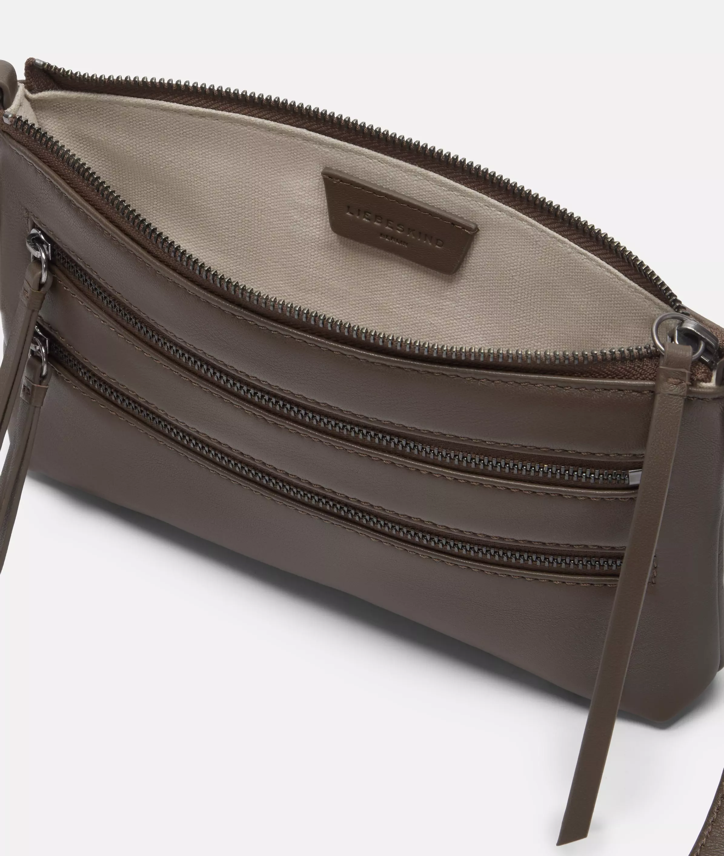 Crossbody Handy shoulder bag made from soft sheepskin
