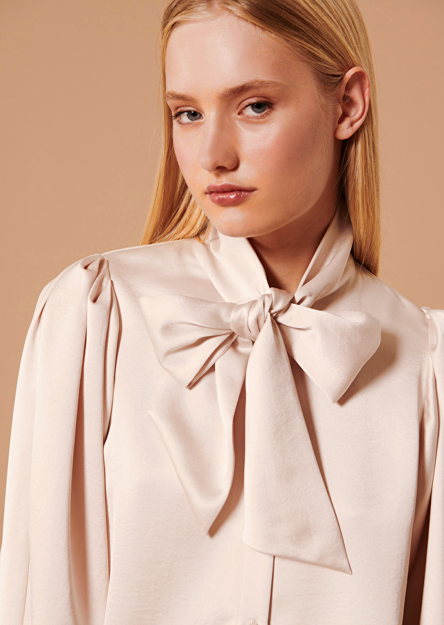 Chemise Candyaécrue en satin fluide