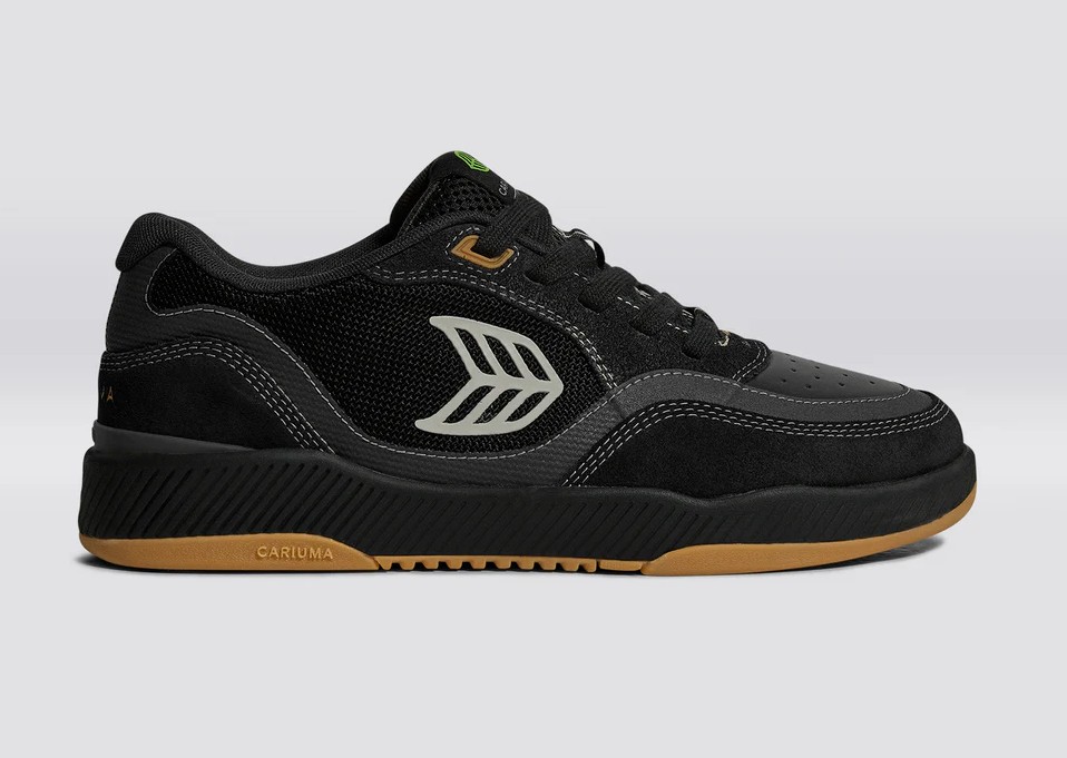 Cariuma UBA Pro Black Suede 6.5 US / 39 EU