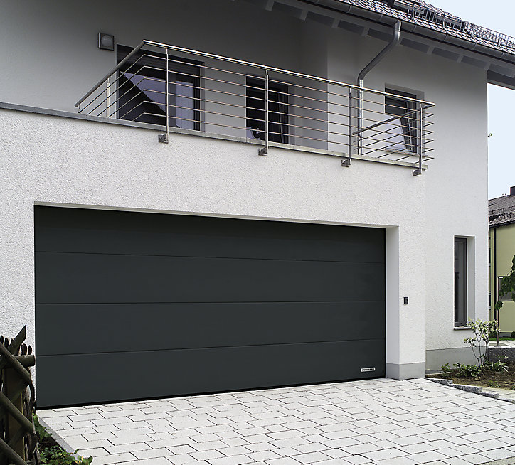 Porte de garage sectionnelle acier Hormann gris anthracite RAL 7016 - l.237,5 x h.200 cm - motorisée