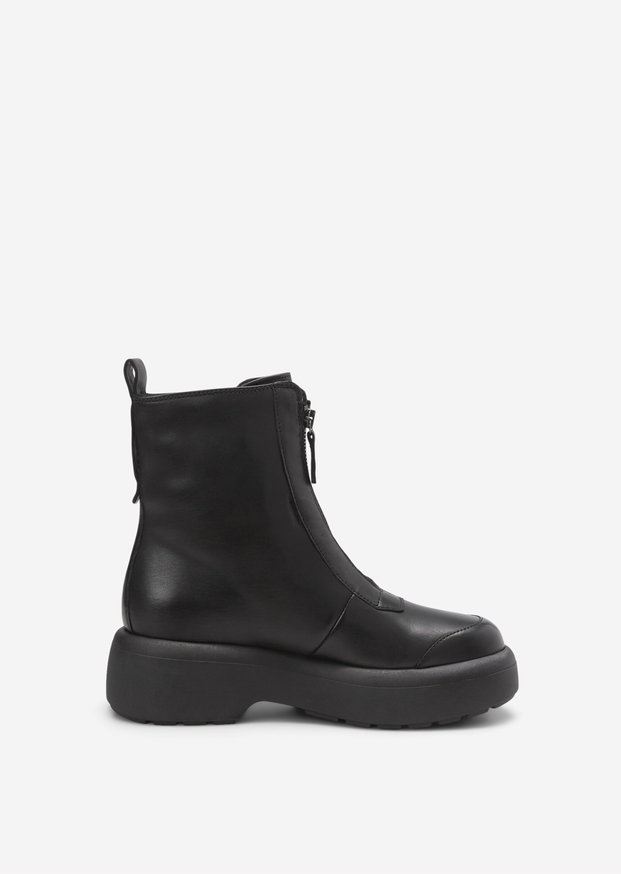 Zipper-Stiefel mit moderner Chunky-Sohle