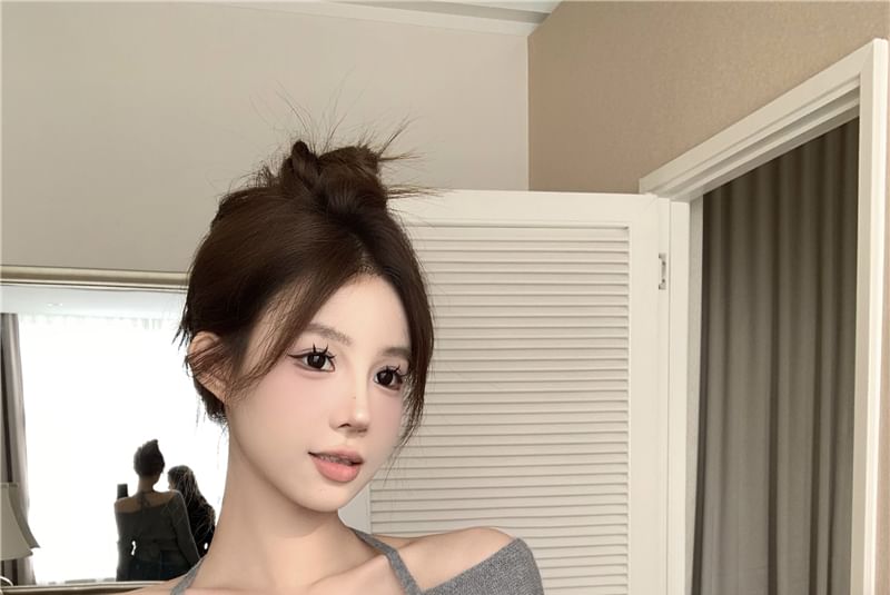 Metonymph - Cold-Shoulder Effen Wikkel Cropped Trui