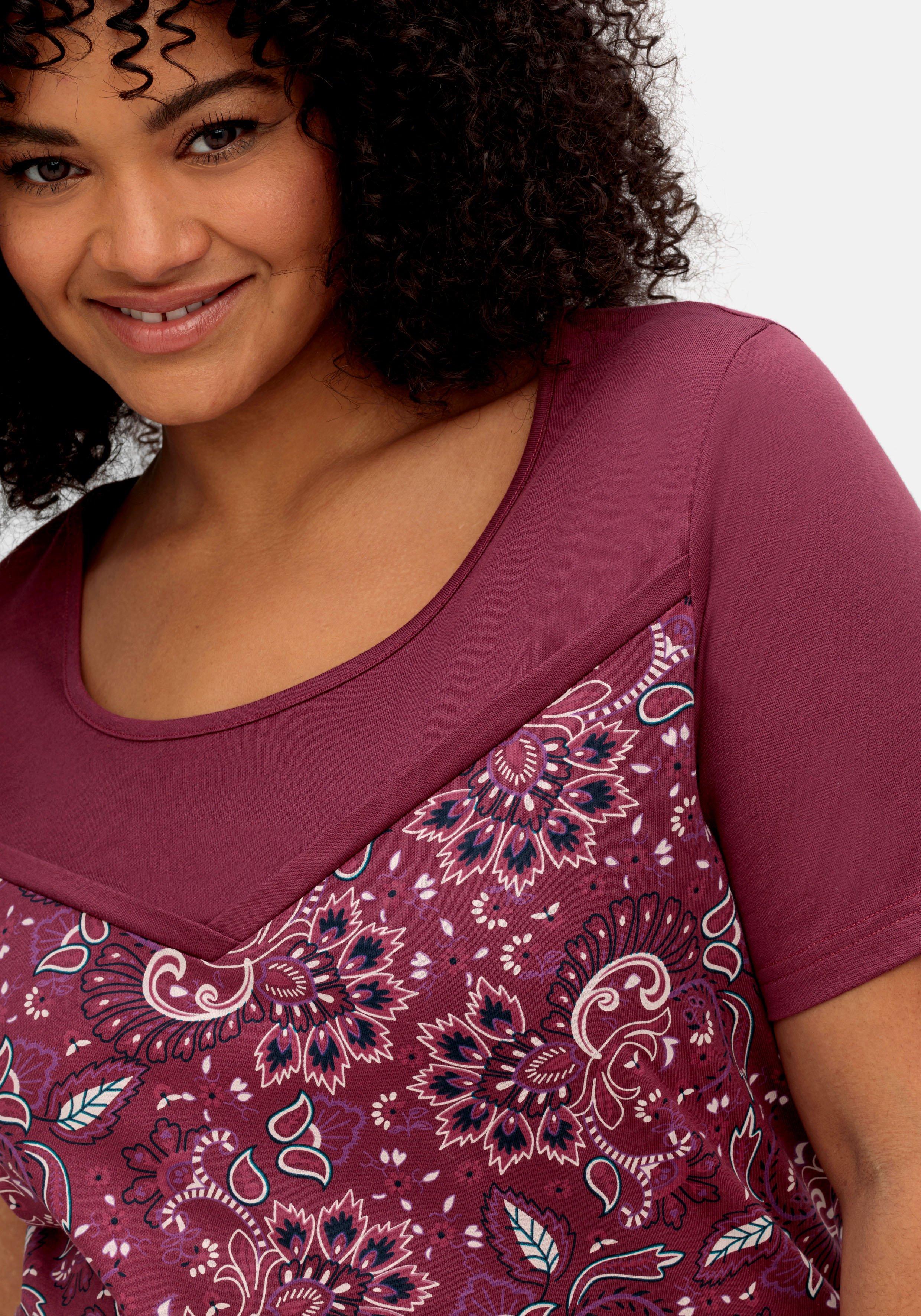 Kurzarmshirt aus Single-Jersey, mit Paisleymuster