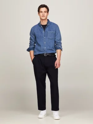 Camisa jeans de corte regular com gola abotoada