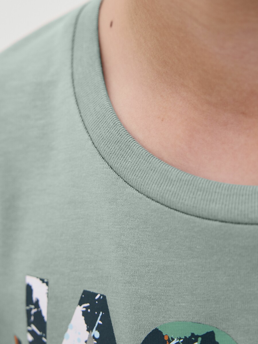 JACK & JONES JUNIOR<br>Camiseta de manga comprida para crianças de 10 a 16 anos
