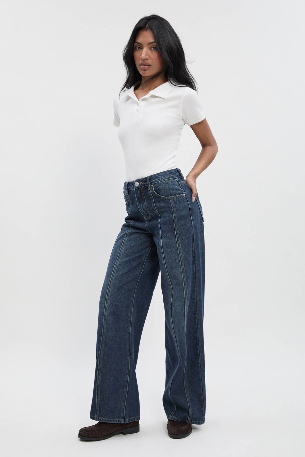 boohoo Jean à détail de couture, taille haute et jambe droite