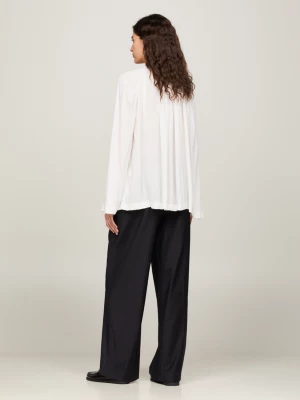 Blusa de crepe oversized com franzidos