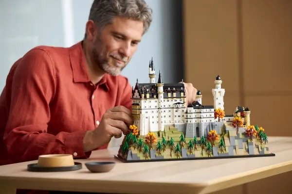 LEGO Architecture 21063 Neuschwanstein Slot