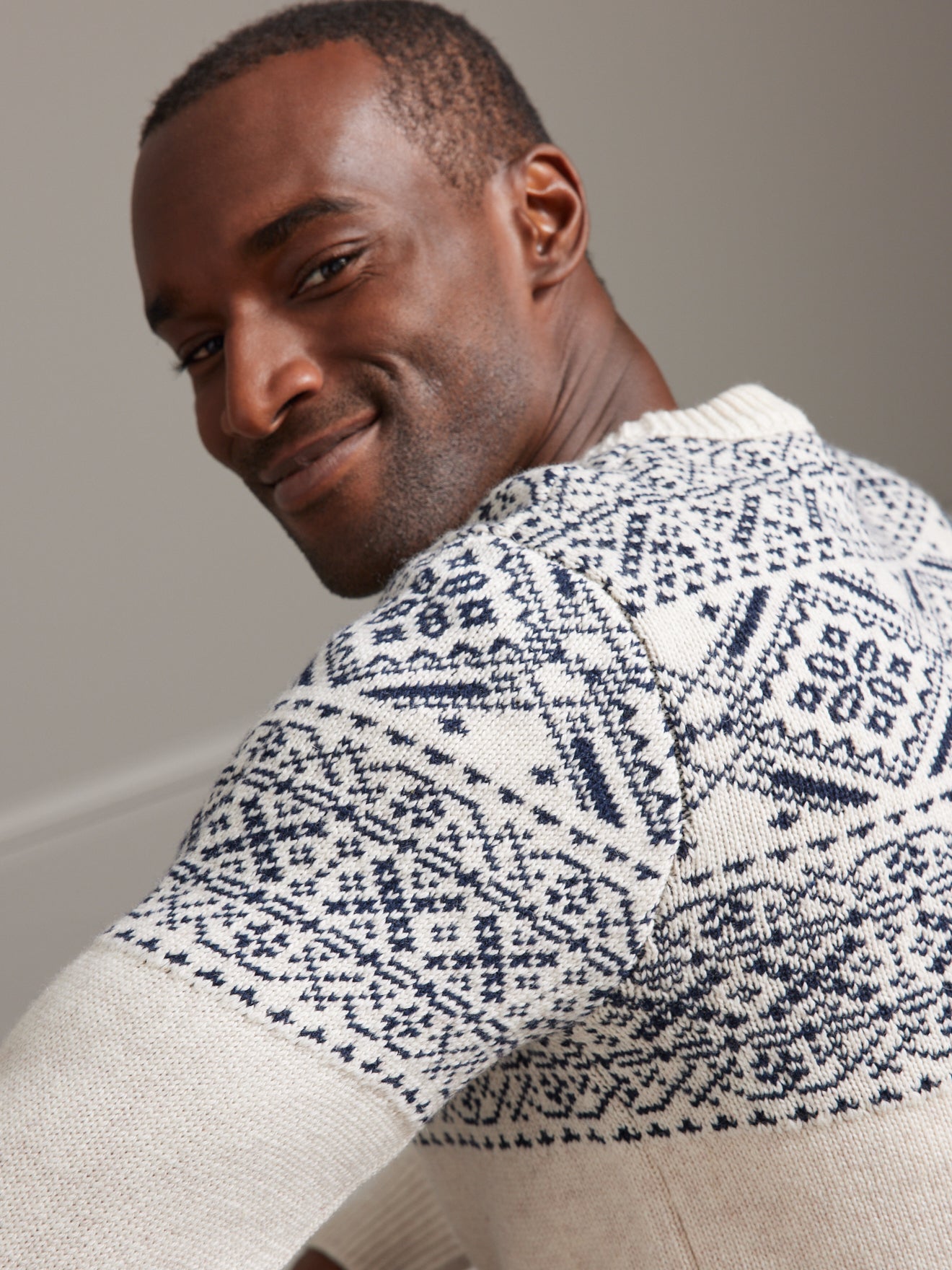 Pull col rond homme - collection jacquard famille
