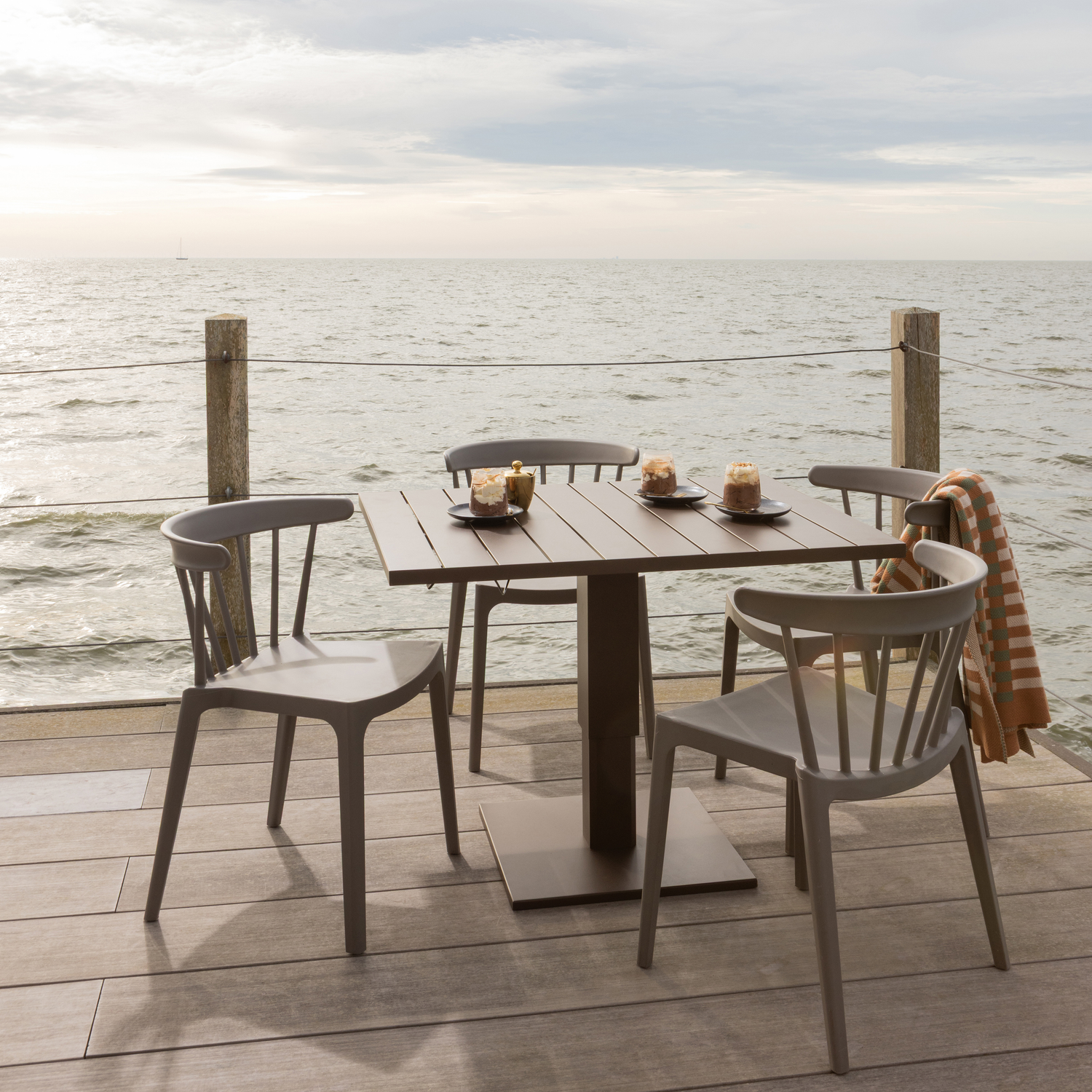 WOOOD Tesso Tuintafel Verstelbaar - Aluminium - Bruin - 68|45x100x80