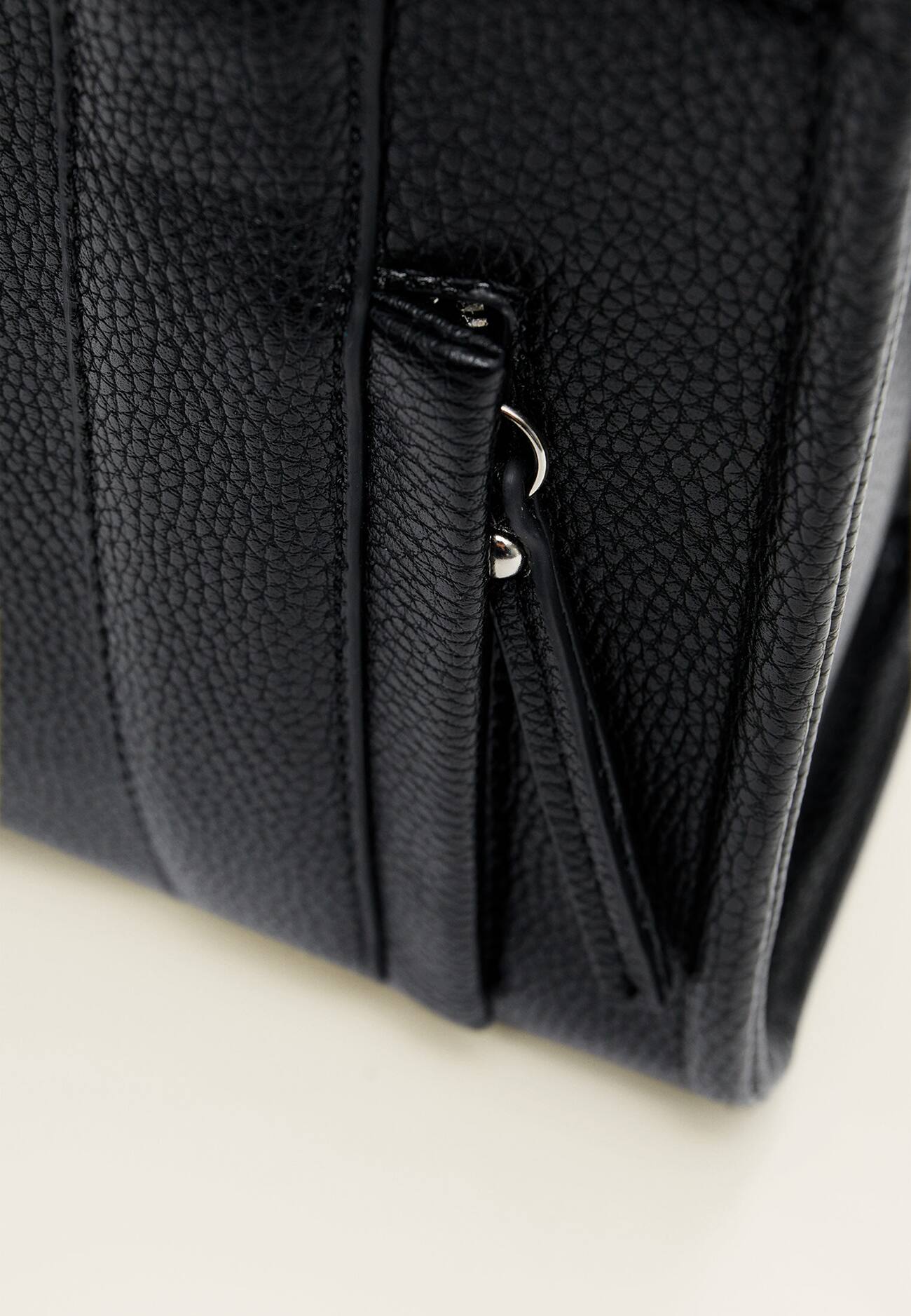 Bolsa tote pequena em couro sintético