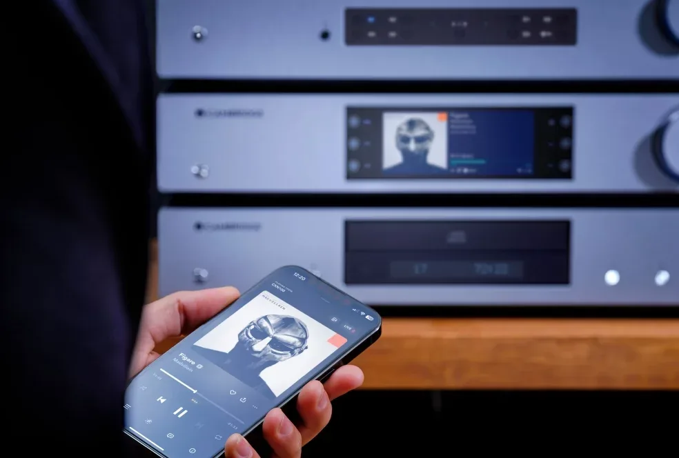Cambridge CXA81 MKII Amplis hi-fi stéréo