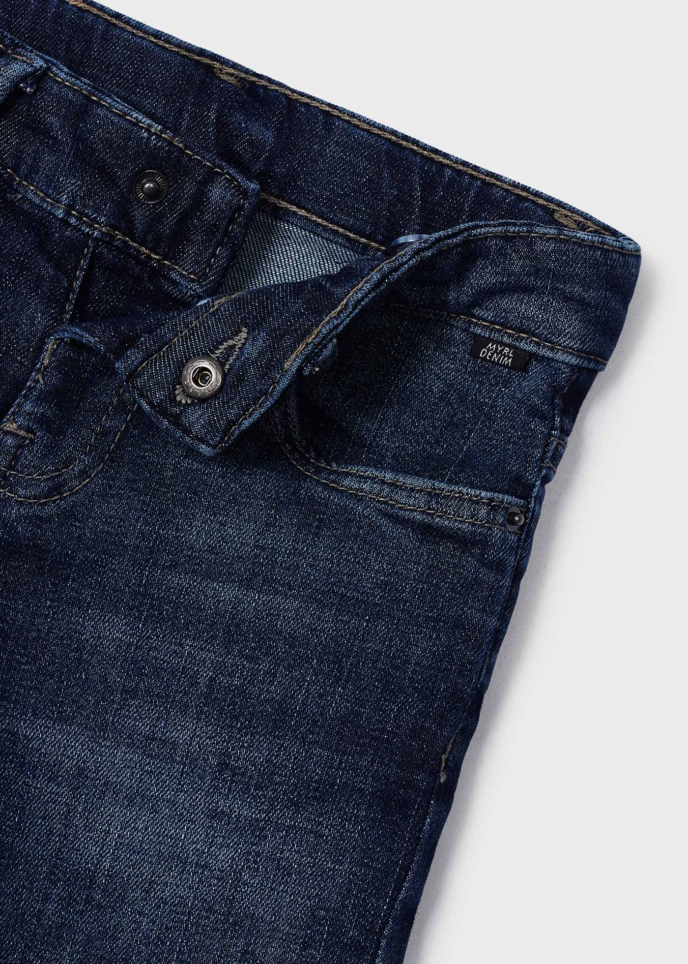 Bermuda jeans feita com algodão sustentável para meninos