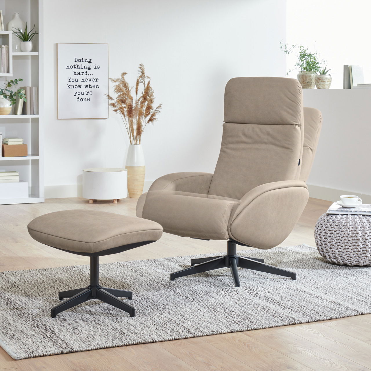 XORA Relaxsessel mit Hocker MAYA