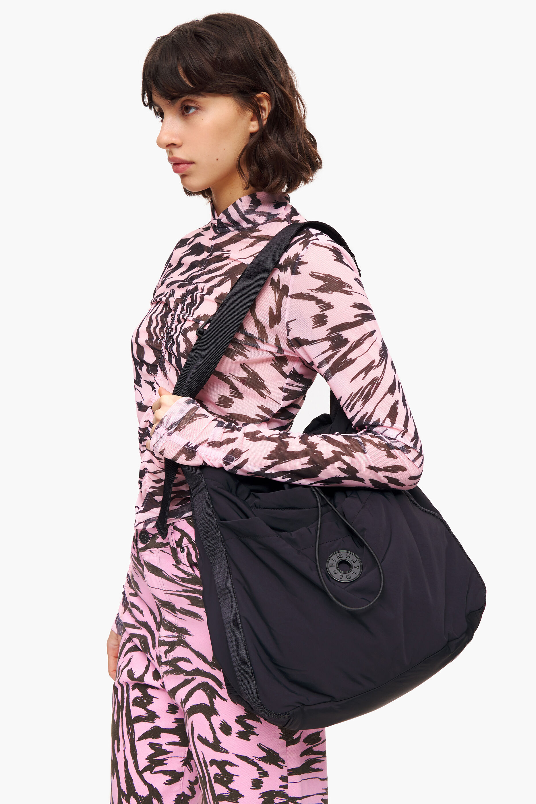 Saco grande de nylon preto com cordão