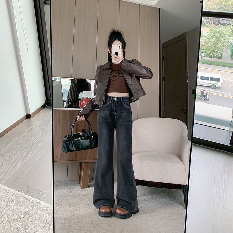 Kloitrinm - High Rise Washed Flared Jeans