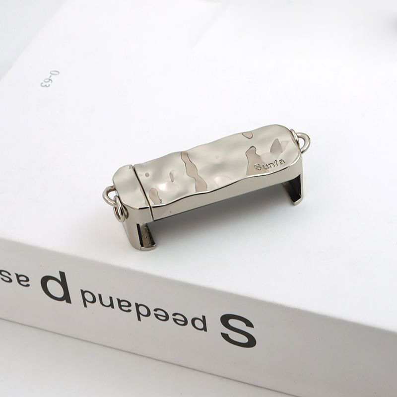 (74x24mm) Universal Handy Metall Halterung mit Ösen - Silber