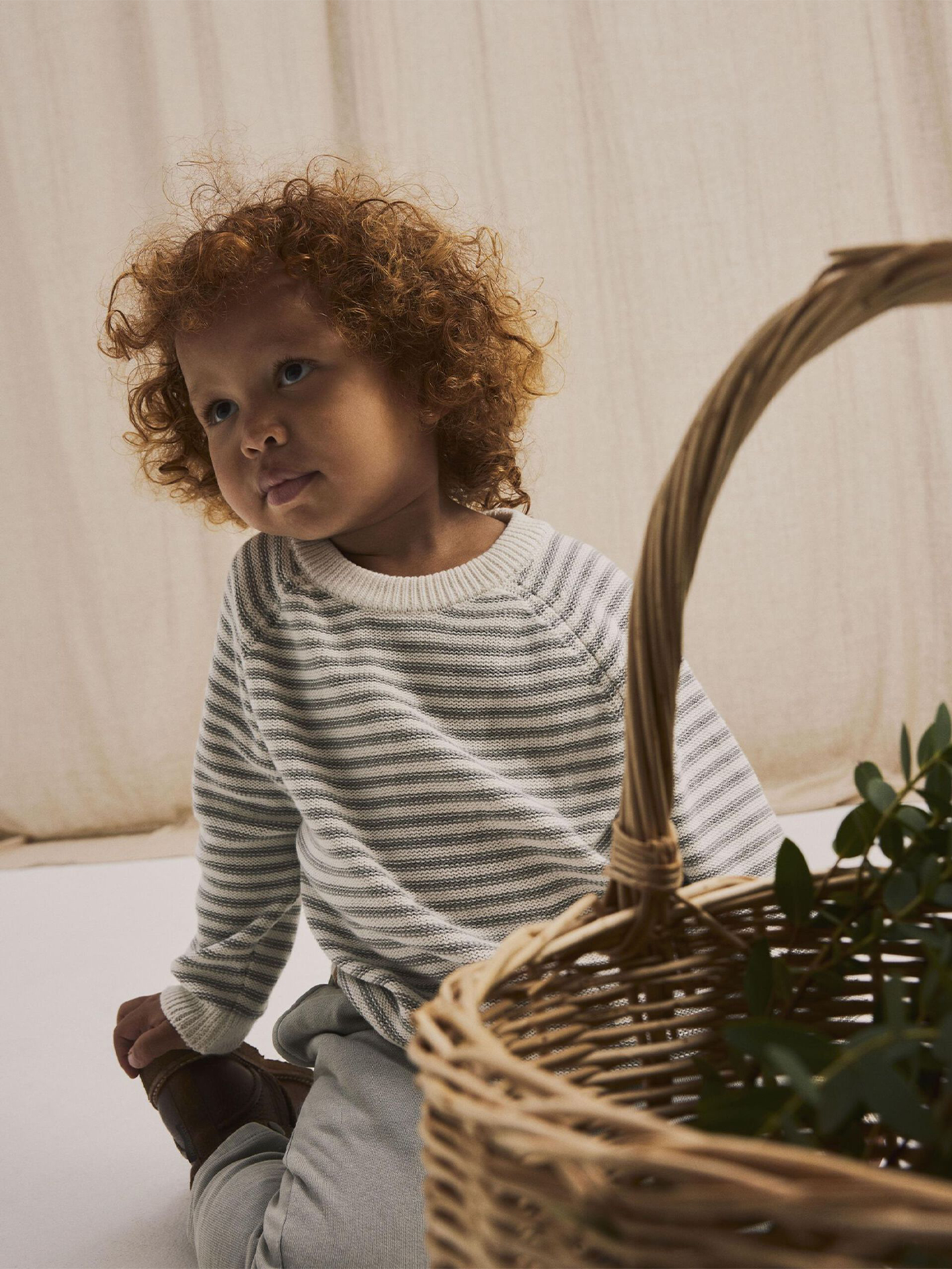 Kadin Long Sleeve Knit