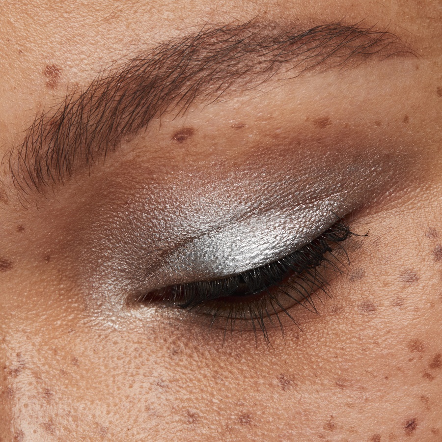 MAC Dazzleshadow Liquid Stars In My Eyes 4,6g
