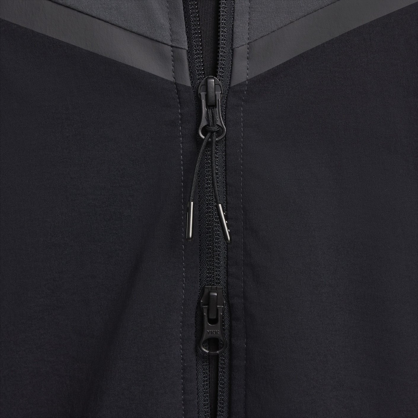 Nike Tech Sportswear Windrunner Jack Donkergrijs Zwart Felgroen