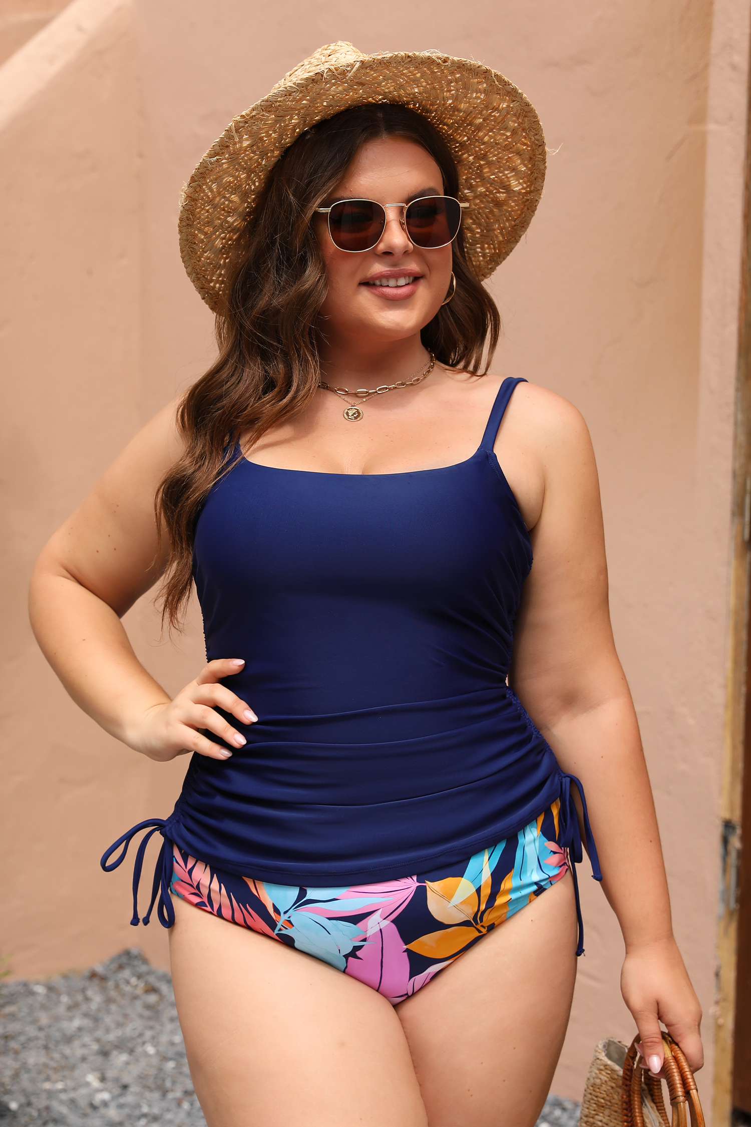 Tankini taille standard à col carrée et cordon
