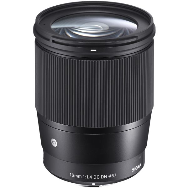 Objetiva Sigma 16mm f/1.4 DC DN Contemporary para Sony E
