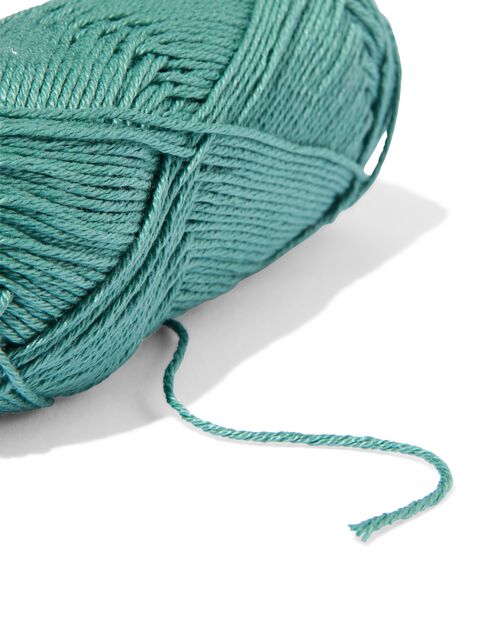 fil de coton vert 50g 105m