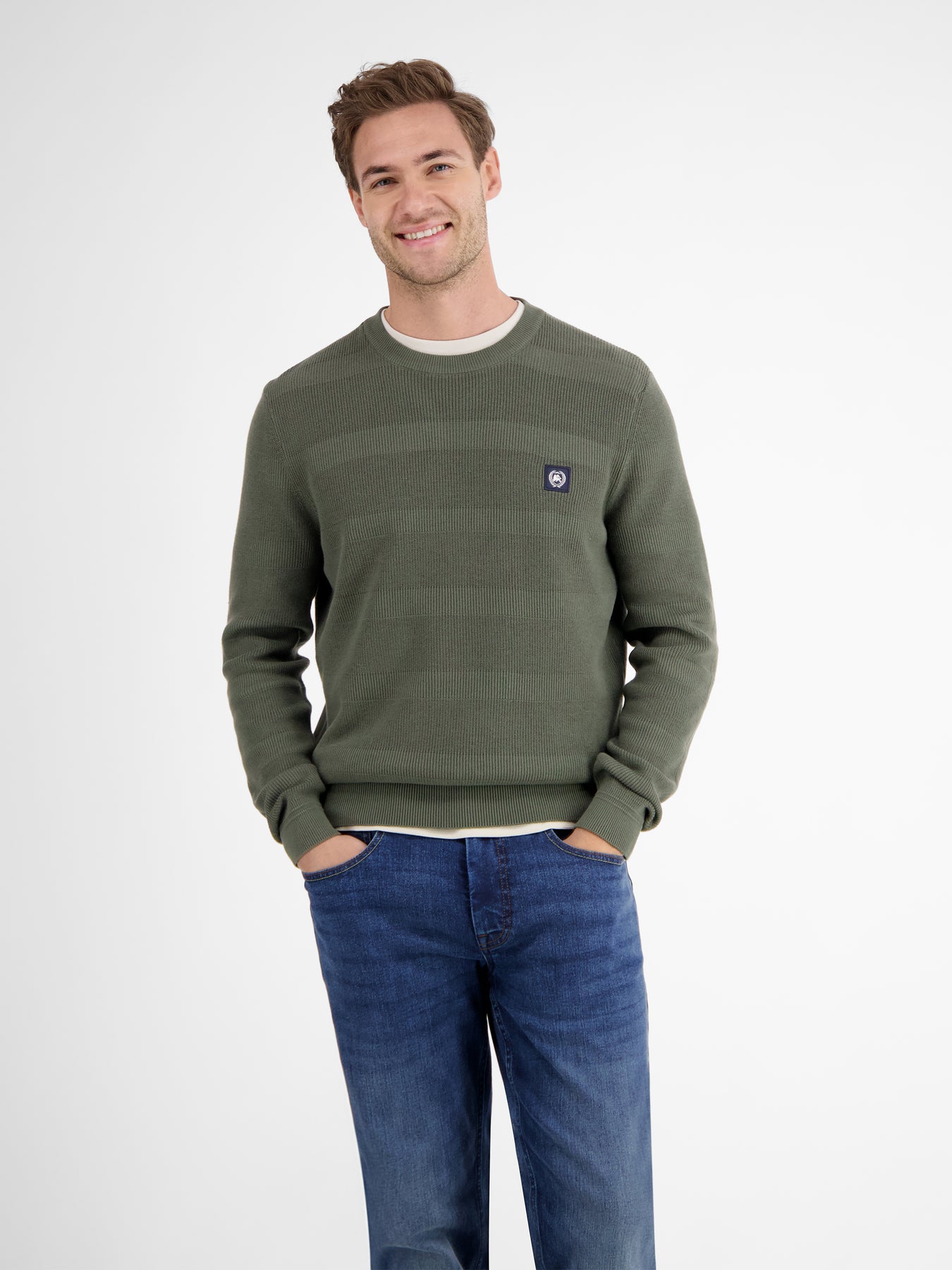 Strickpullover für Herren, tonal gestreift