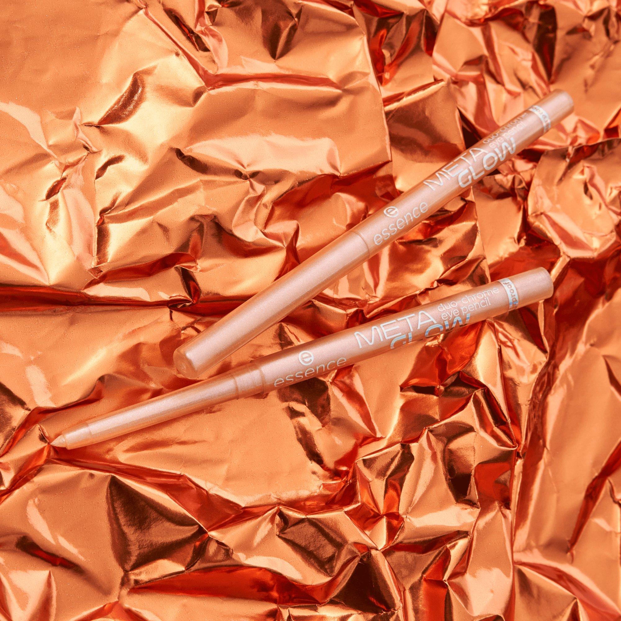 META GLOW duo-chrome eye pencil