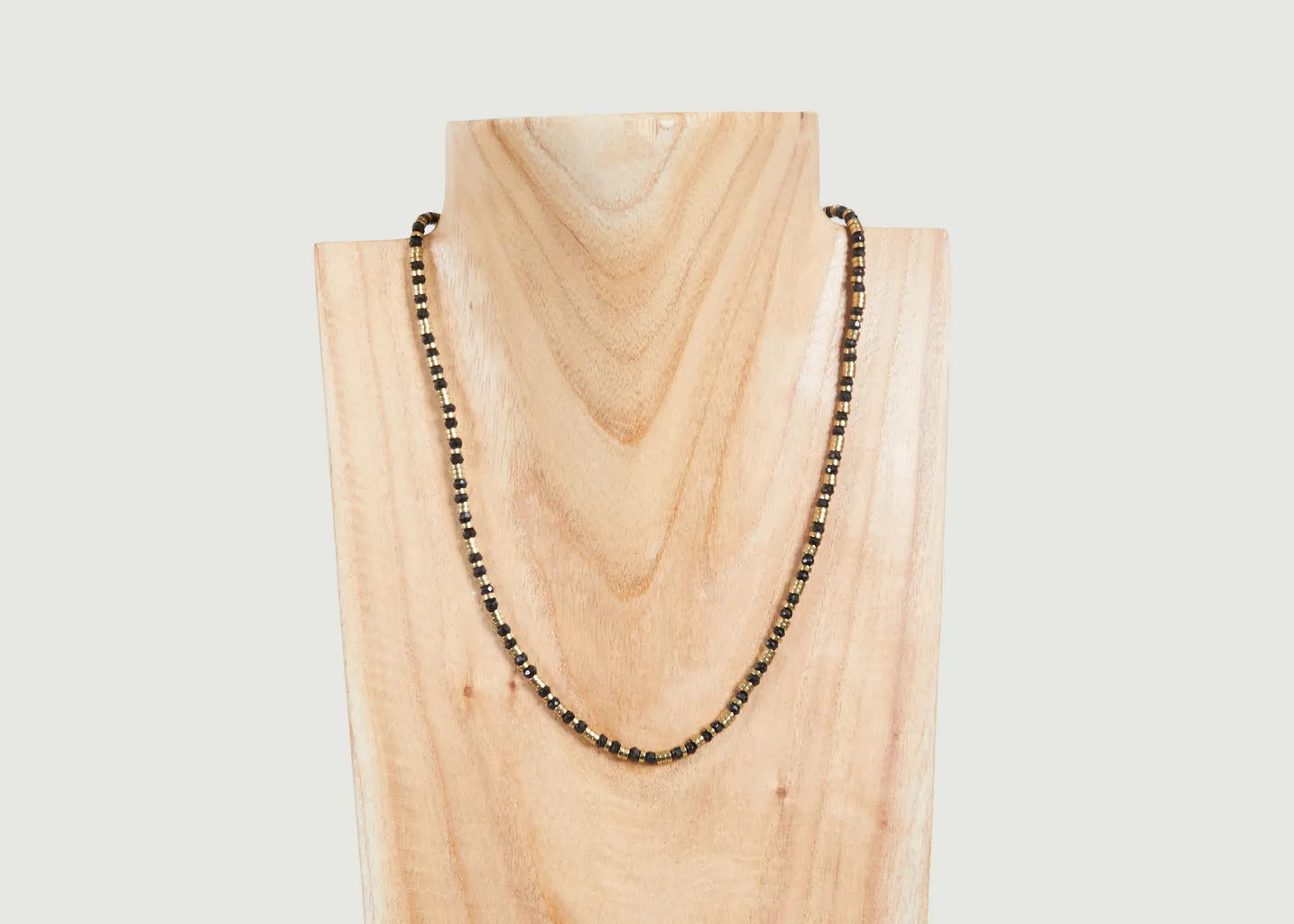 Collier en perles avec spinelles et hématites Taweez Wildstone Paris