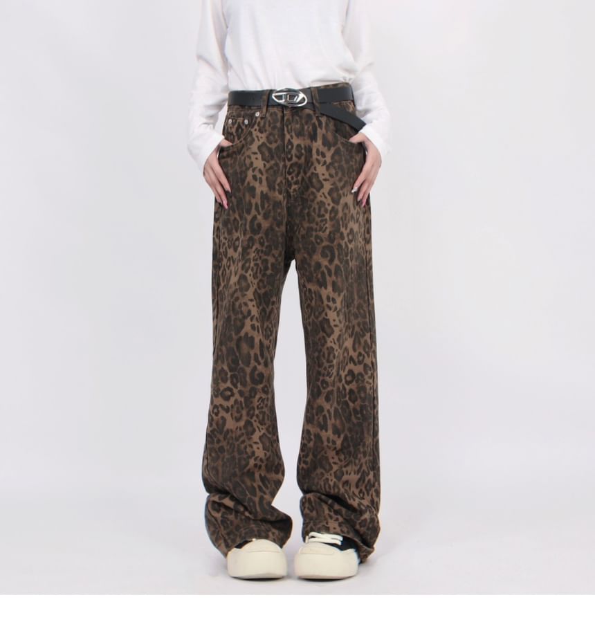Derbundy - Middelhoge luipaardprint jeans met rechte pijpen
