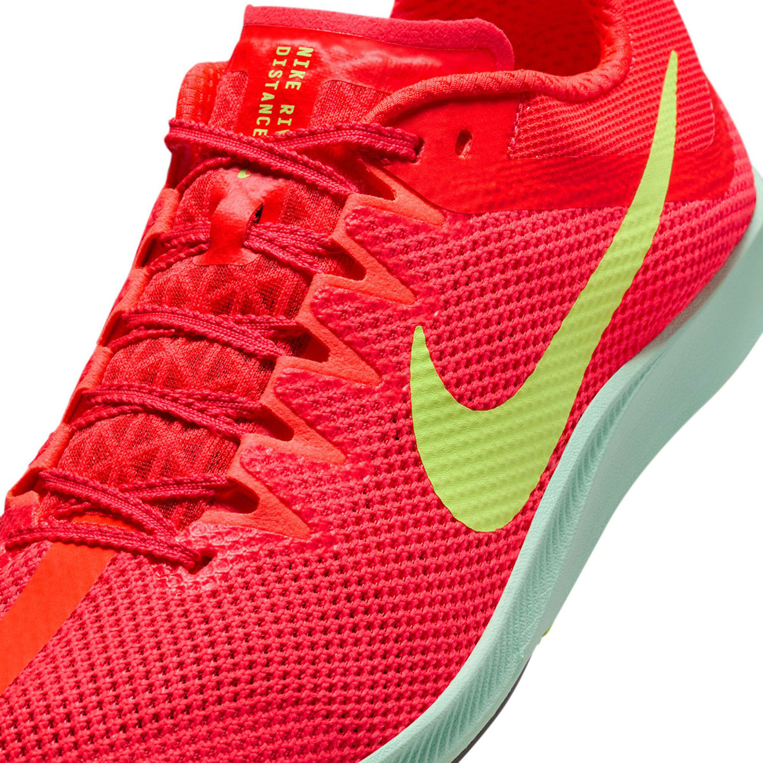 Nike Rival Distance