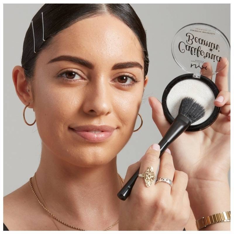 NYX Prof. Makeup California Beamin' Glow Booster 7 gr.