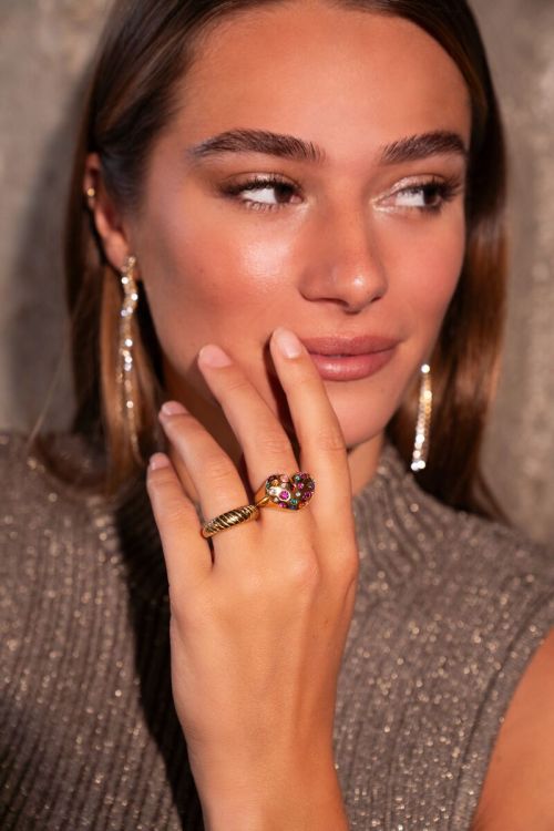 Universe statement ring met hart en gekleurde steentjes