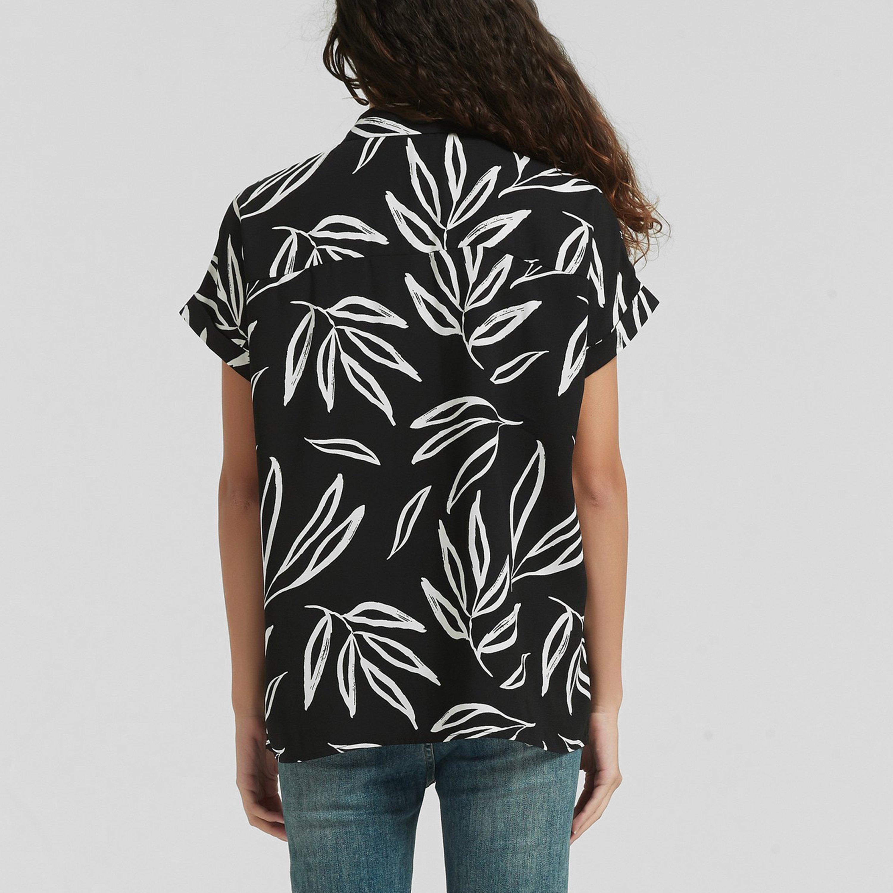 Be You Ladies Leaf Print Shirt