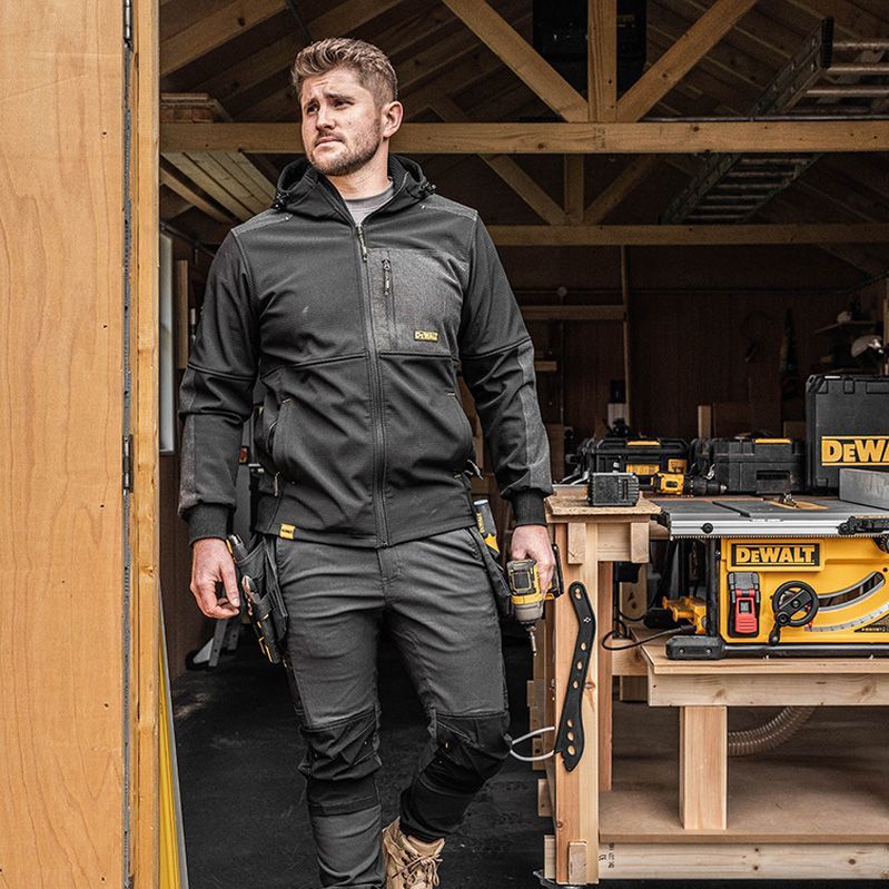 DeWALT Tough Softshell Jas - Zwart - Stretch- en Ademend Materiaal