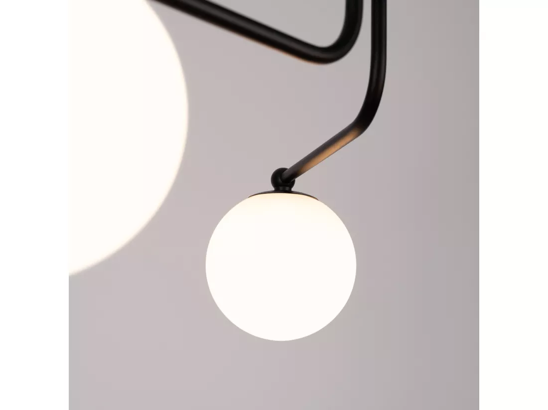 Lustre Astral minimaliste en acier/verre - 3 sources lumineuses - L.62 x H.29 cm - noir/blanc