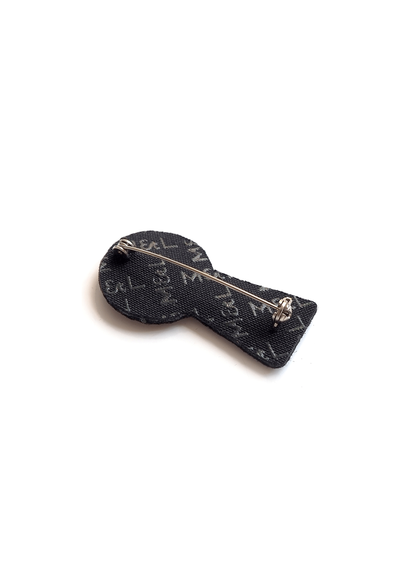 Broche brodée Phare