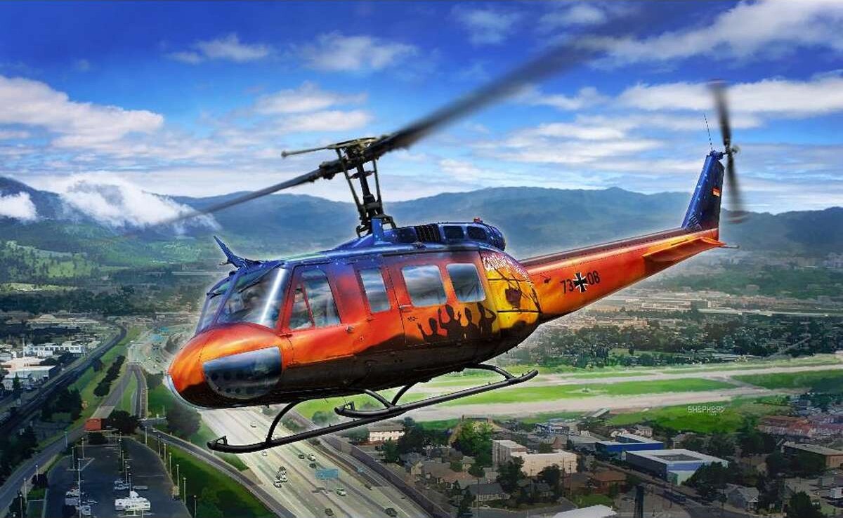 Revell - Bell Uh-1D Goodbye Huey - Level 5 - 1:32 - 03867