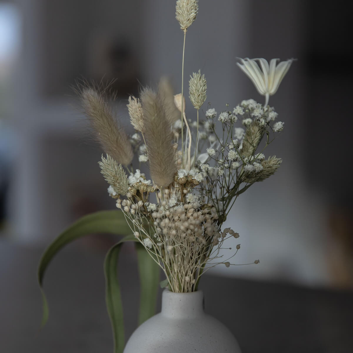 Gedroogde bloemenboeket mini wilde bloemen beige - 4 stuks