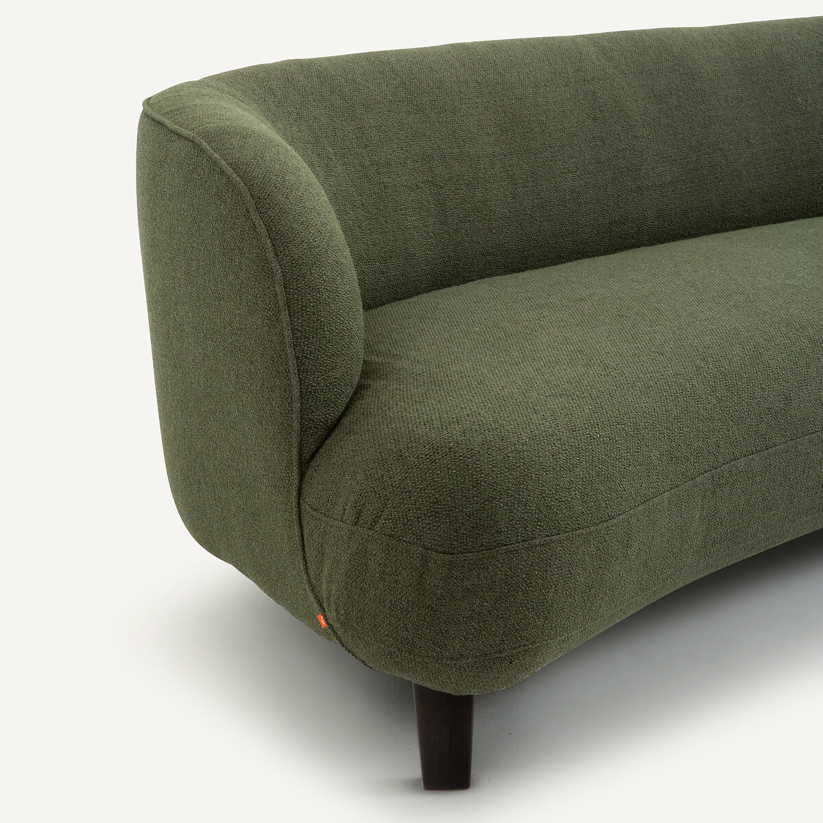 AM.PM<br>Banco com efeito Rosebury, design de E.Gallina