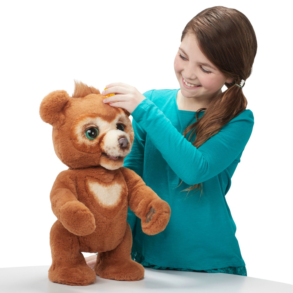 FurReal Cubby, der neugierige Bär