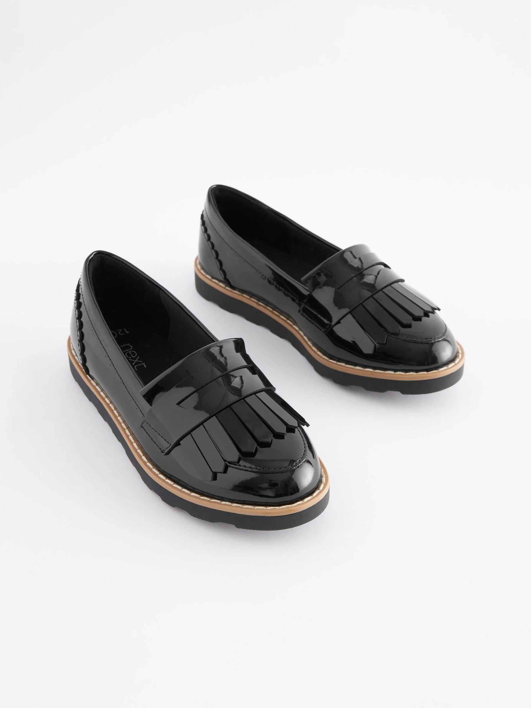 Zwart lak - Schoolloafers met kwastjes