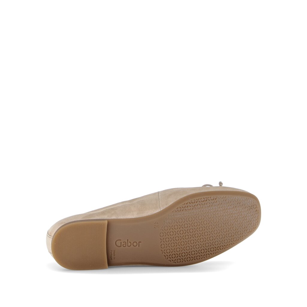 Elegante ballerina beige