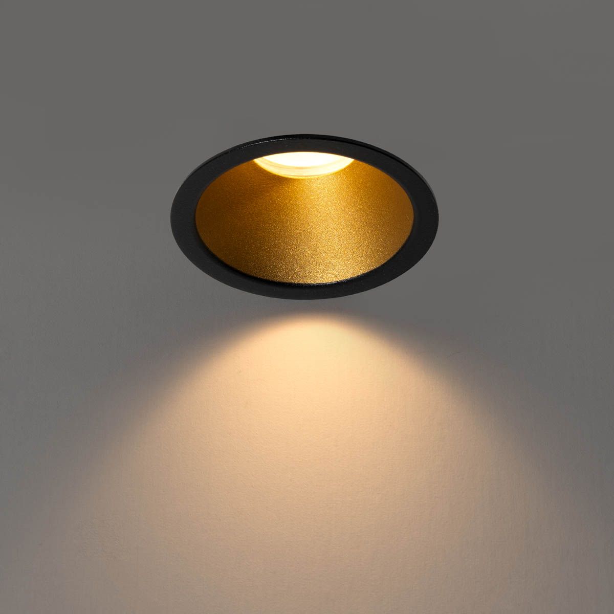 Moderne inbouwspot zwart met goud GU10 35mm IP44 - Dept
