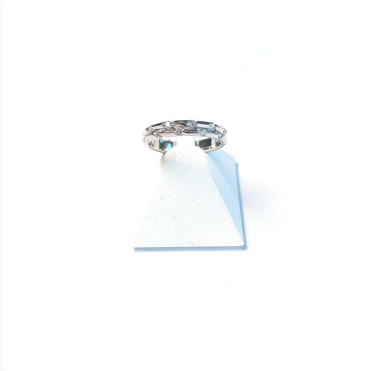 Bague d'occasion demi-tour or 750 blanc diamants