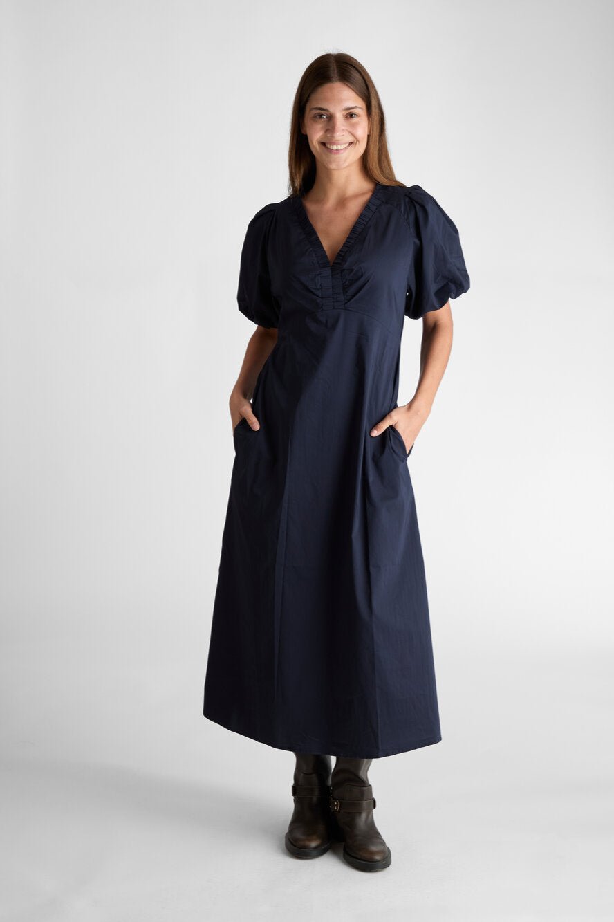 Neo Noir  Illana Poplin lang kjole - Navy