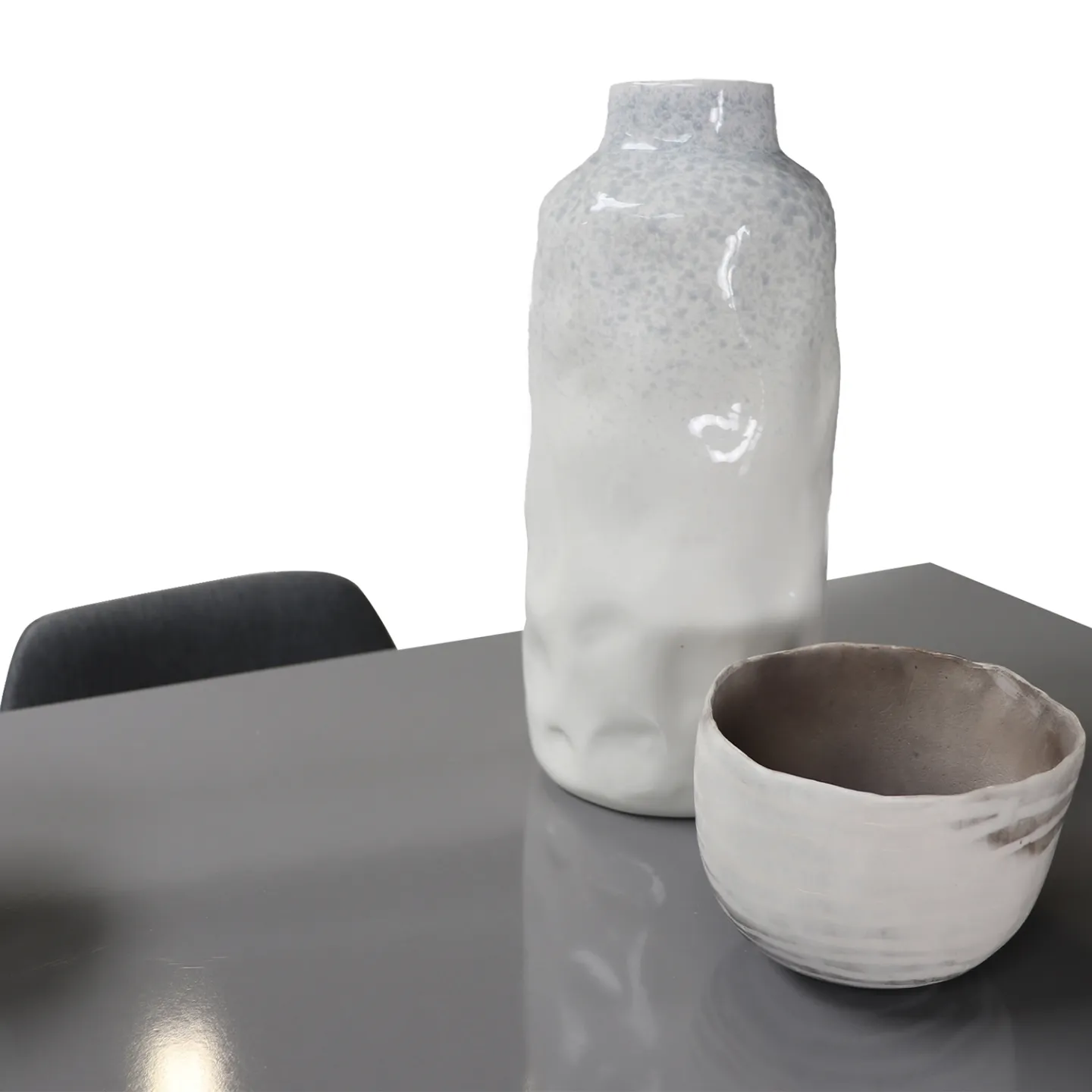 Table de bar BARTH 2 à 4 personnes ajourée bois blanc plateau gris